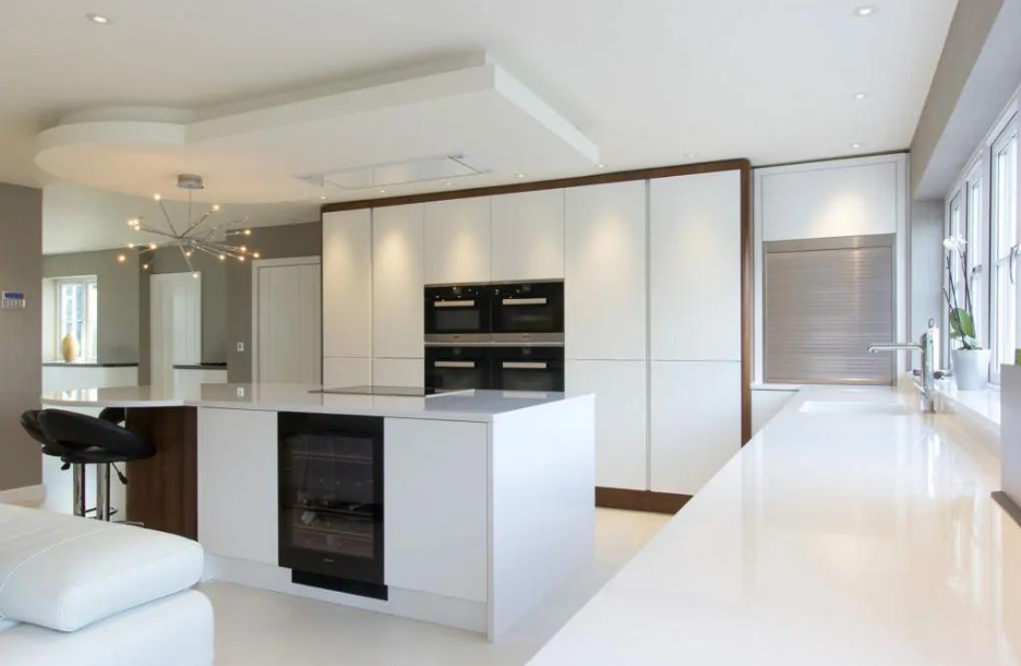 white handleless kitchen by manor design